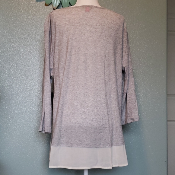 Vince Camuto Woven Hem Layered Top - Picture 2 of 4